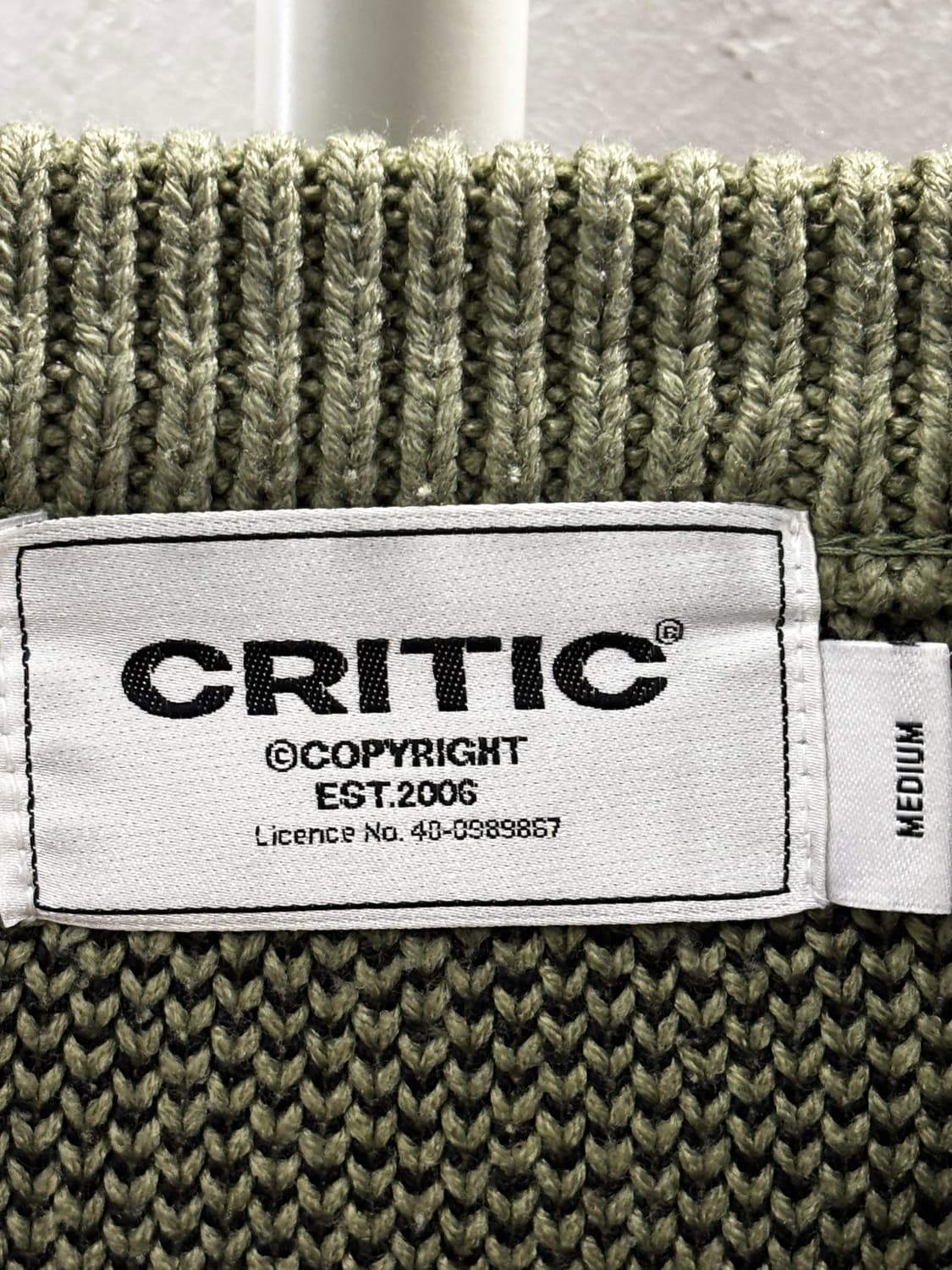 Critic 올리브색 그래픽 니트 M 상품이미지4
