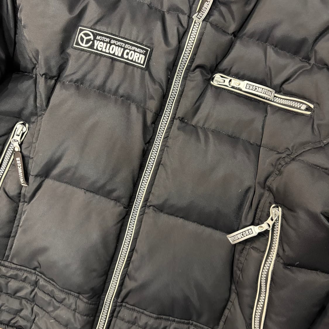 옐로우콘 블랙 다운 푸퍼 자켓 상품이미지3