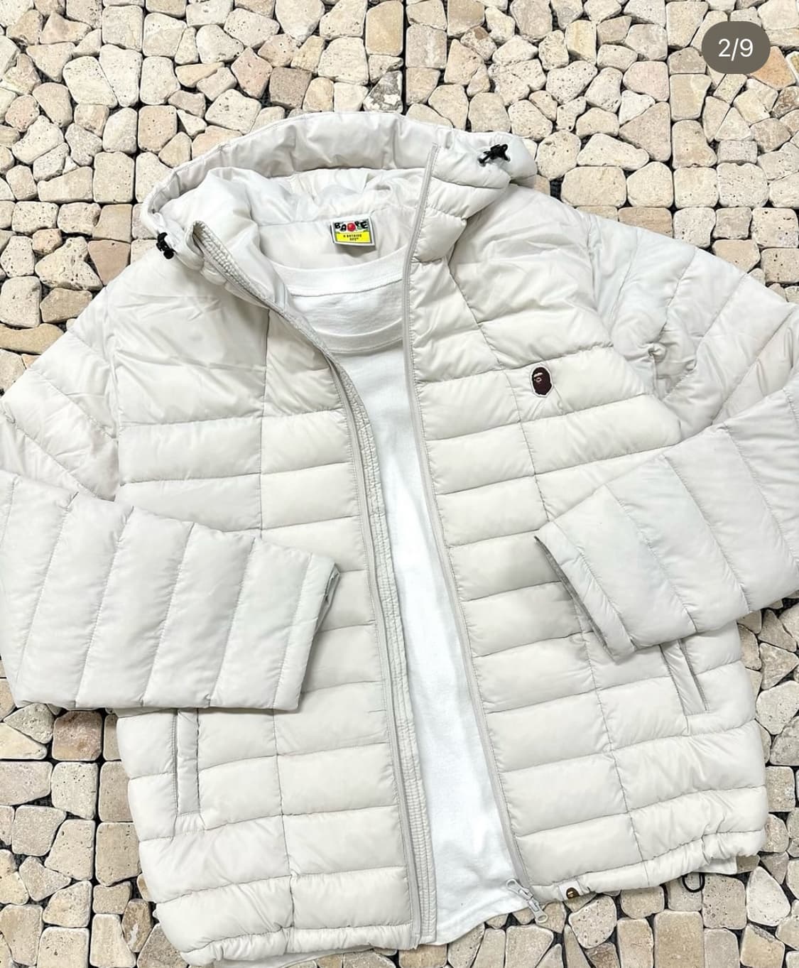 베이프 크림화이트 워머 후드 패딩 상품이미지2