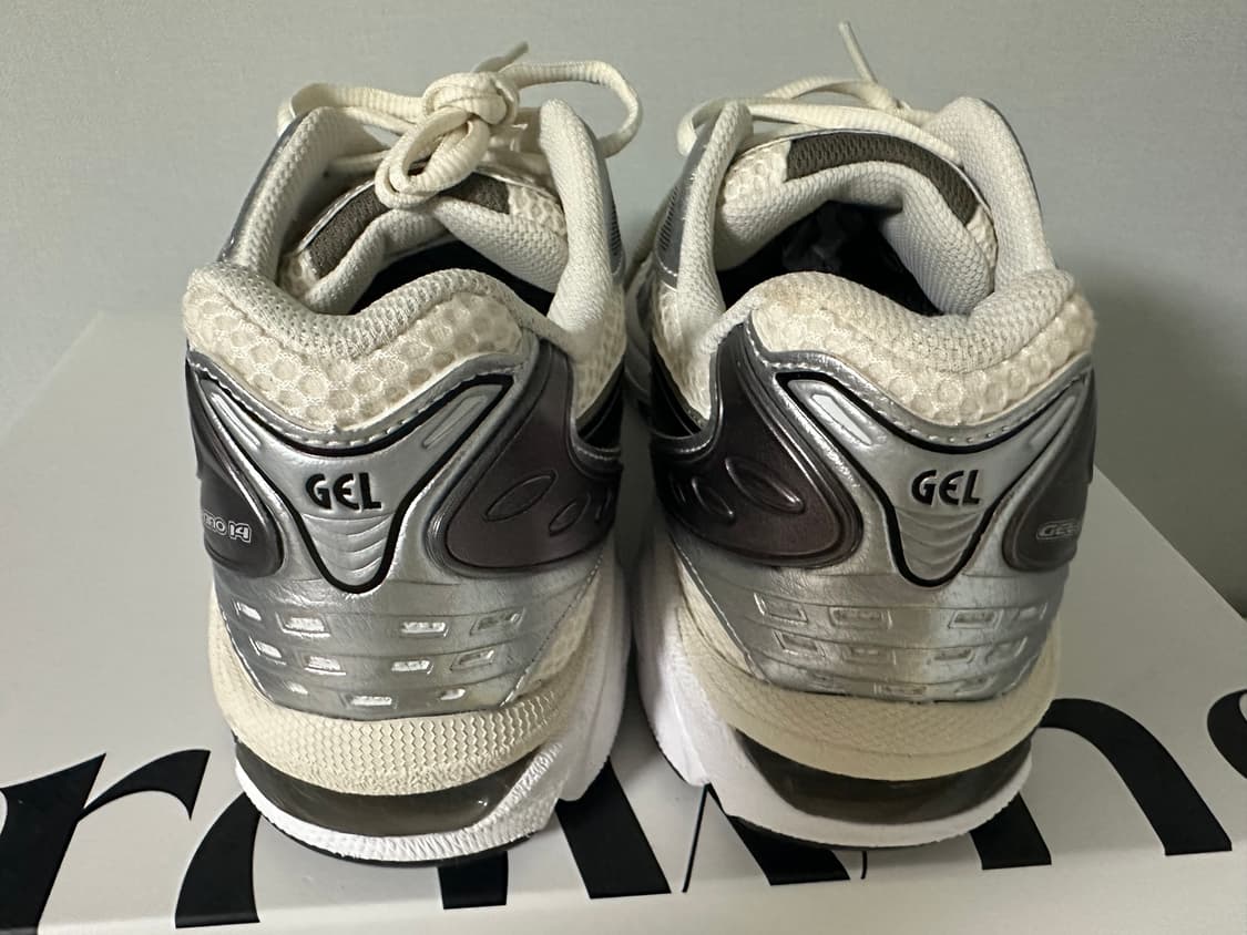 아식스 젤 카야노 14 크림 블랙 265사이즈 판매합니다. 상품이미지5