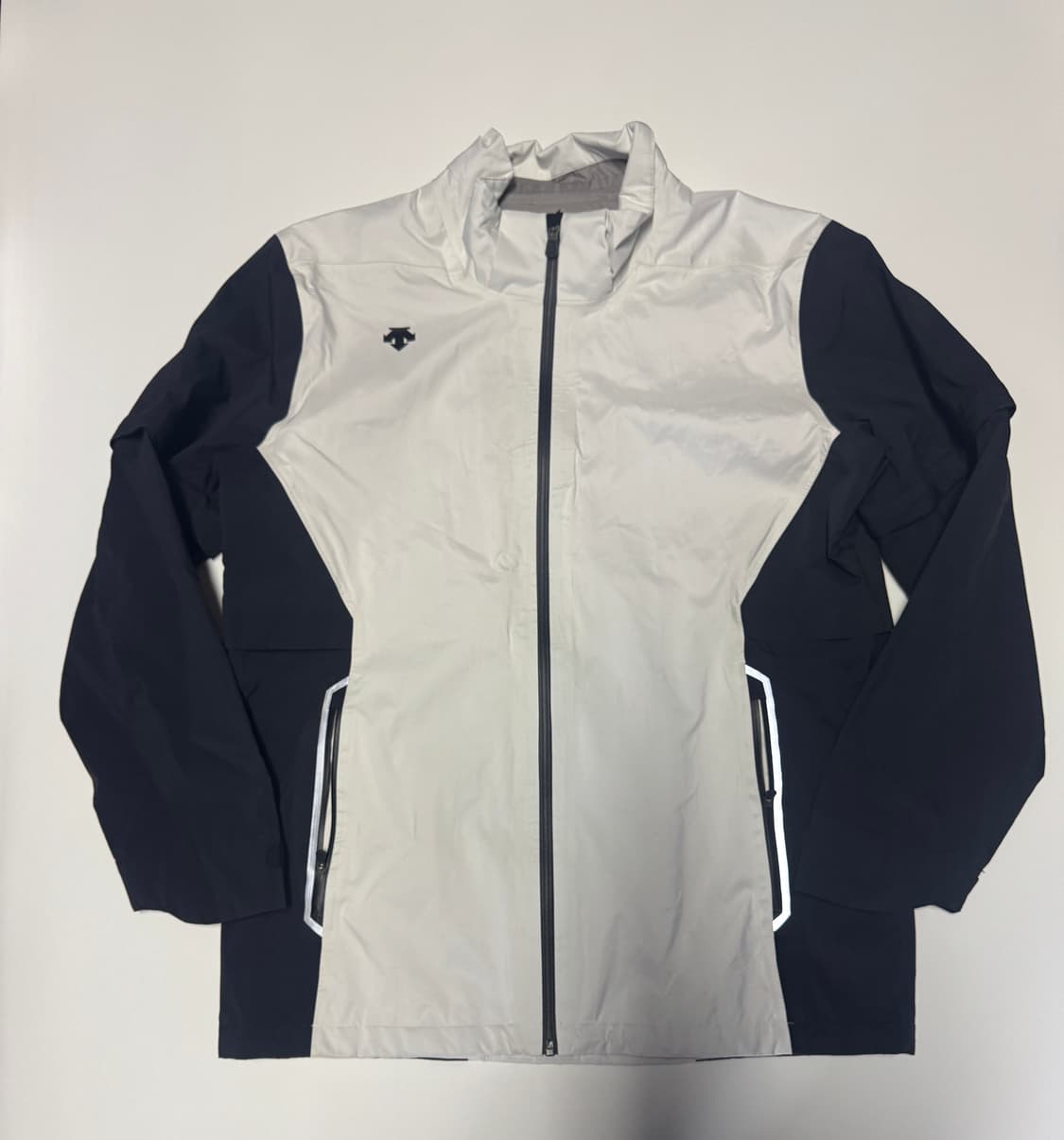 데상트 골프 컬러 블록 바람막이 L ~ XL 팔 분리 가능!! 상품이미지1