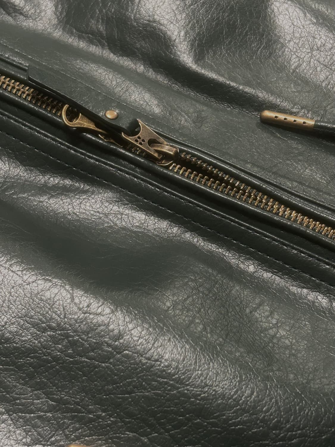 Zara 가죽 후드 자켓 다크크린 상품이미지3