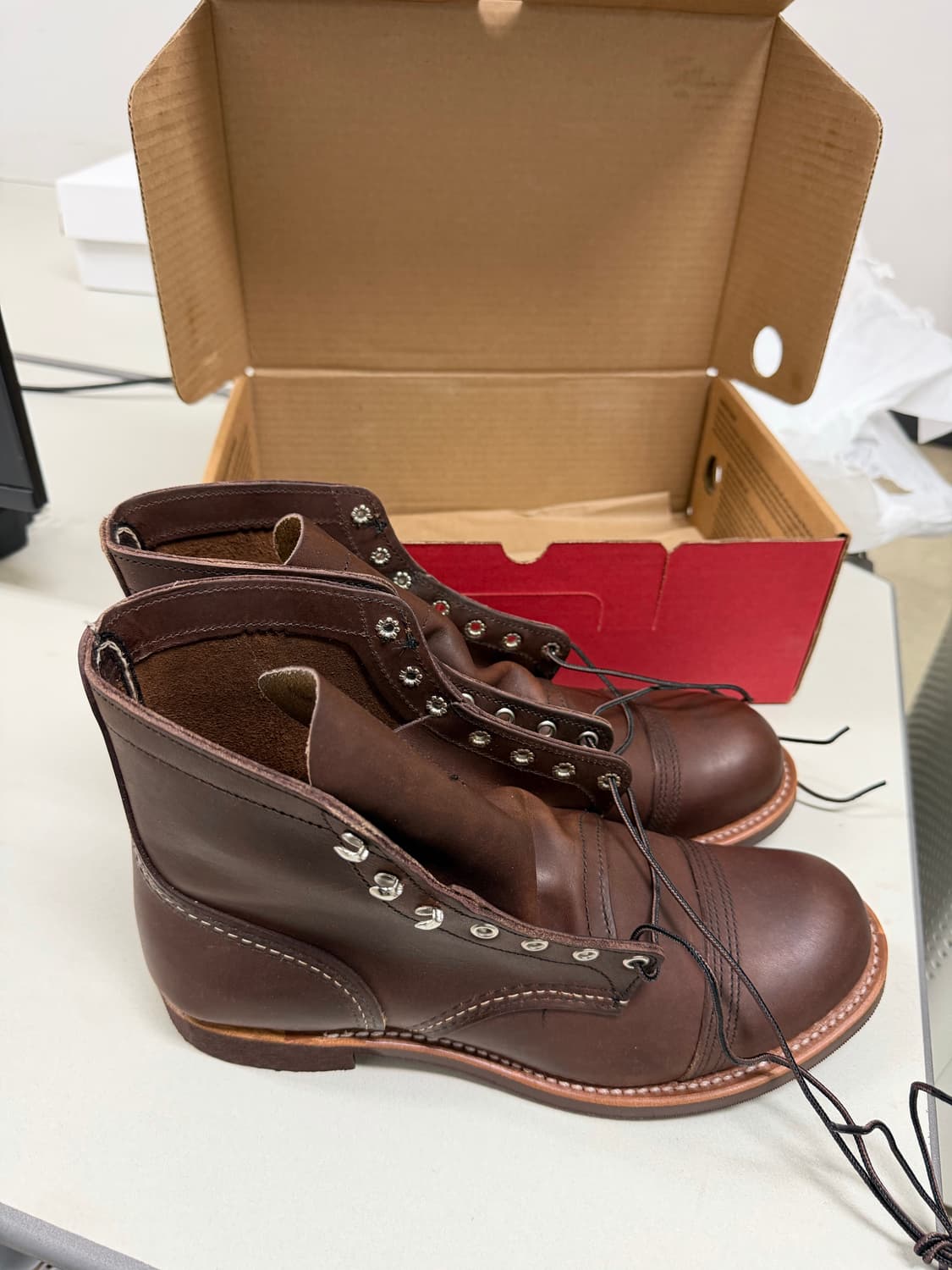 레드윙 아이언 레인저 8111 앰버 하니스 D 285mm 상품이미지4