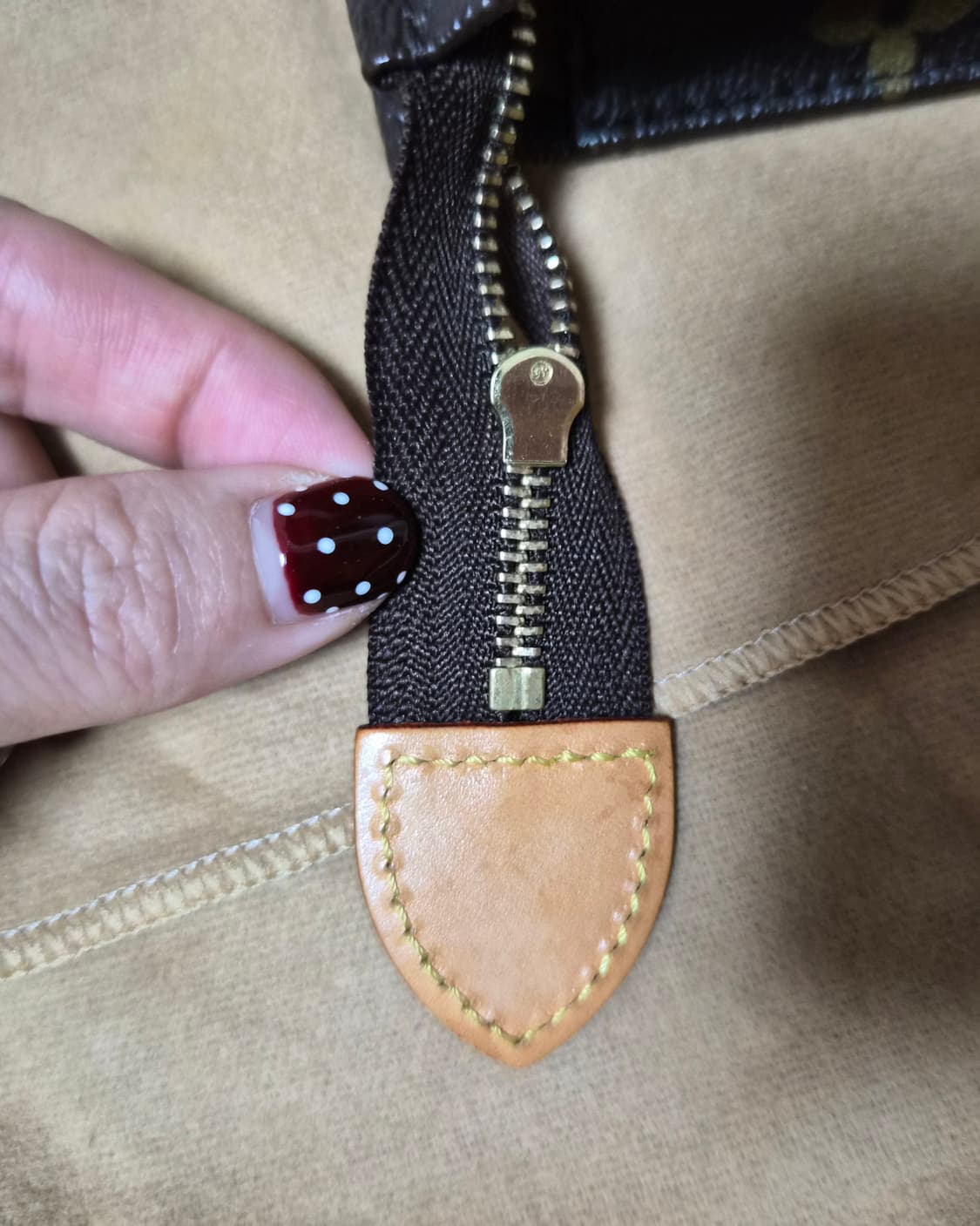 루이비통 토일렛 월드투어 클러치 26 한정판 상품이미지7