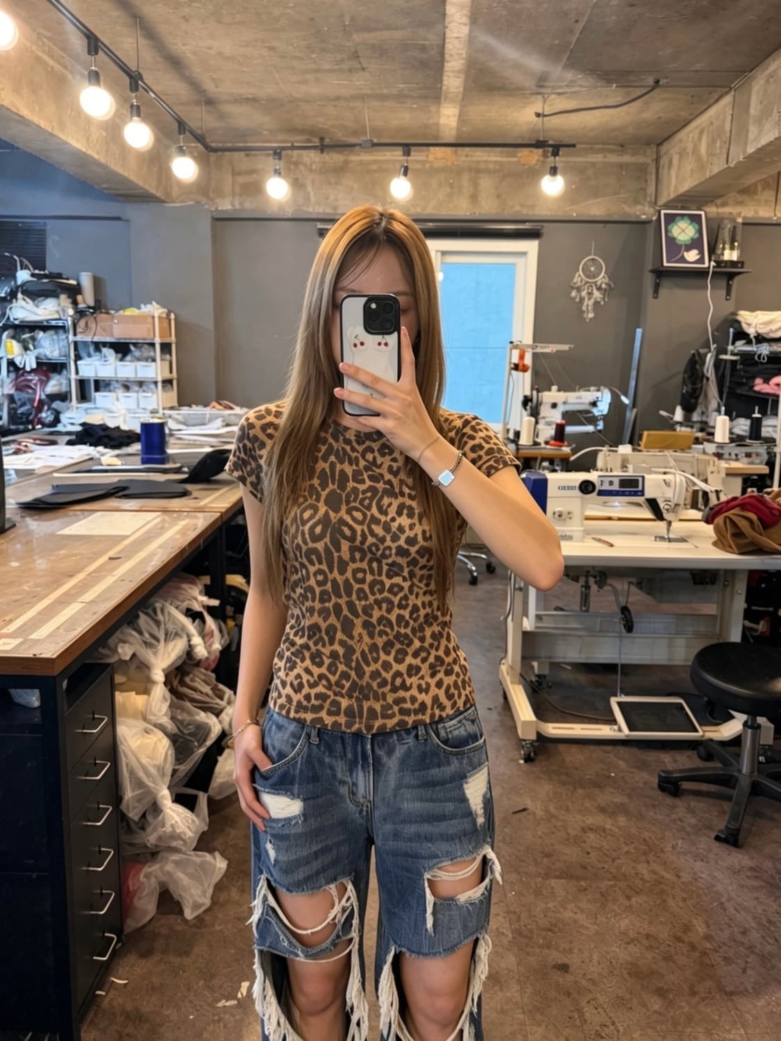 AllSaints Leopard Print Tee 상품이미지1