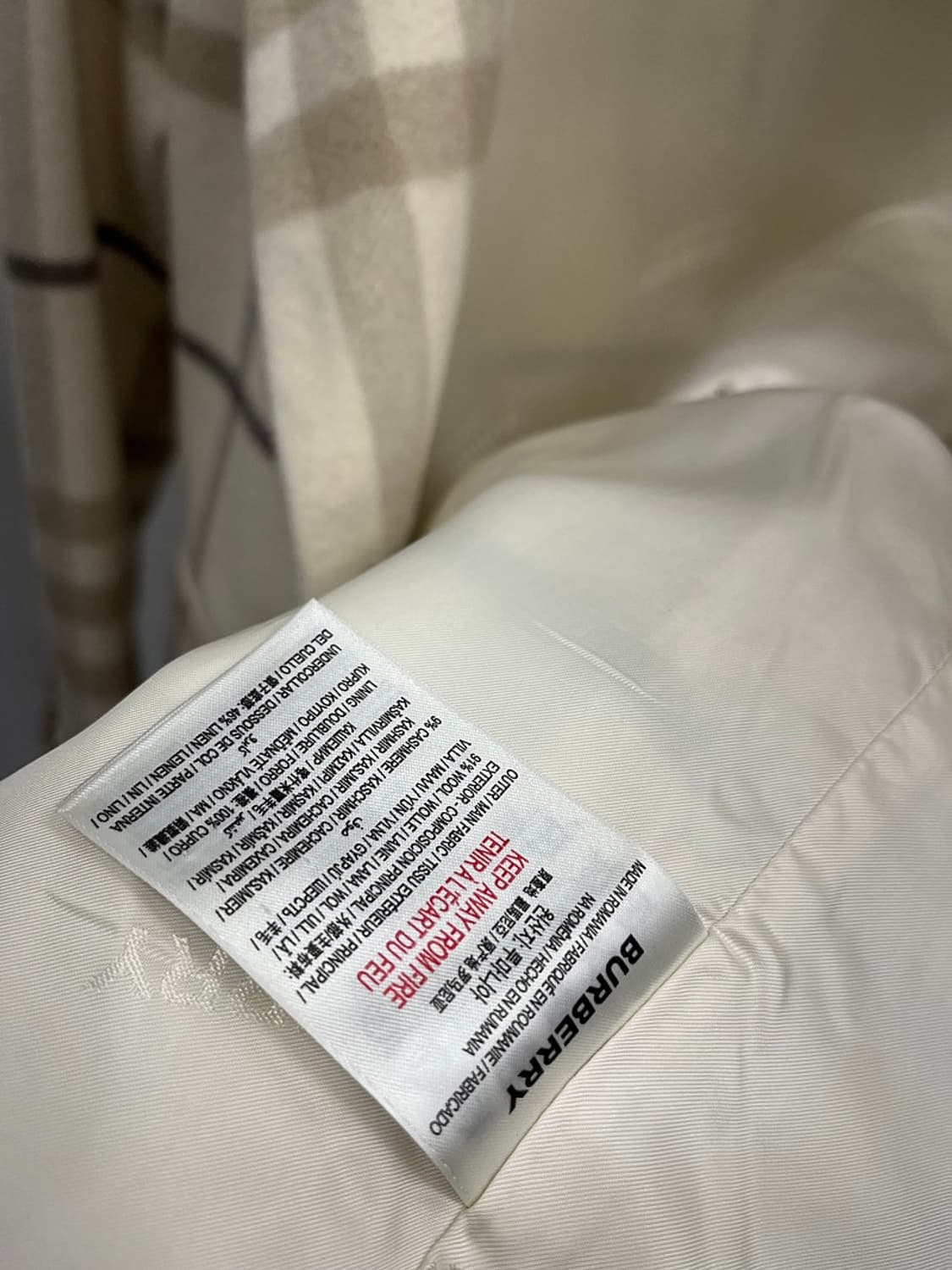 여) 버버리 신형 키즈 캐시미어 코트  상품이미지8