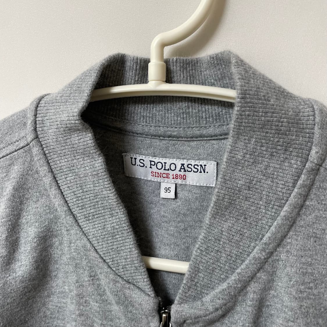 [ M ] 유에스 폴로 에센 로고 스웻 자켓 상품이미지4