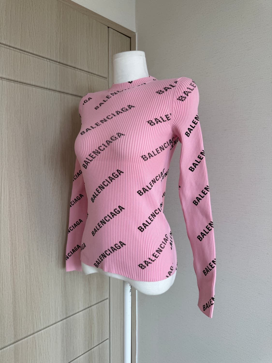 발렌시아가) 로고 골지 니트 티셔츠 상품이미지3