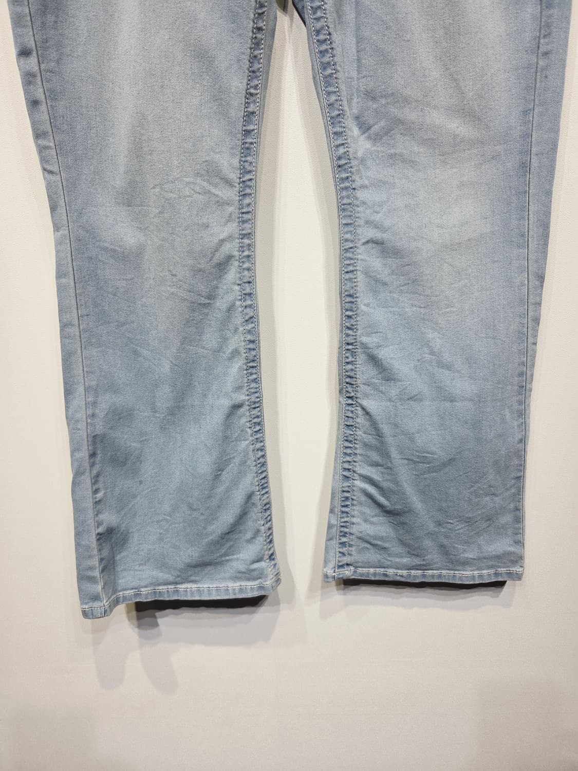 트루릴리젼 부츠컷 청바지 연청 데님_30 상품이미지4