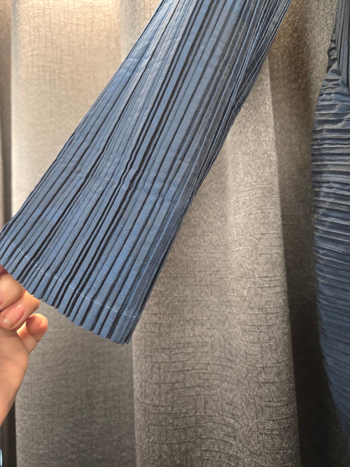 이세이미야케 플리츠플리츠 블루블랙 투톤개건 상품이미지7