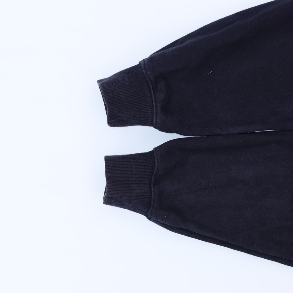 [F] OIOI 스몰로고 오버핏 맨투맨 1103HR3 상품이미지5