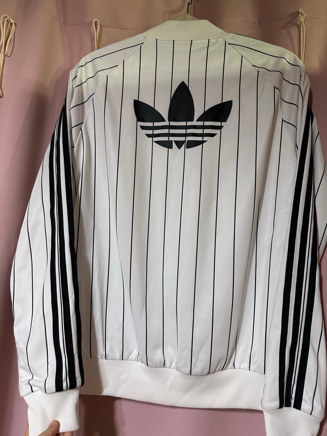 아디다스져지 아디다스 슈퍼걸 스트라이프 트랙탑 집업 아디다스 오레오 흰검 상품이미지1