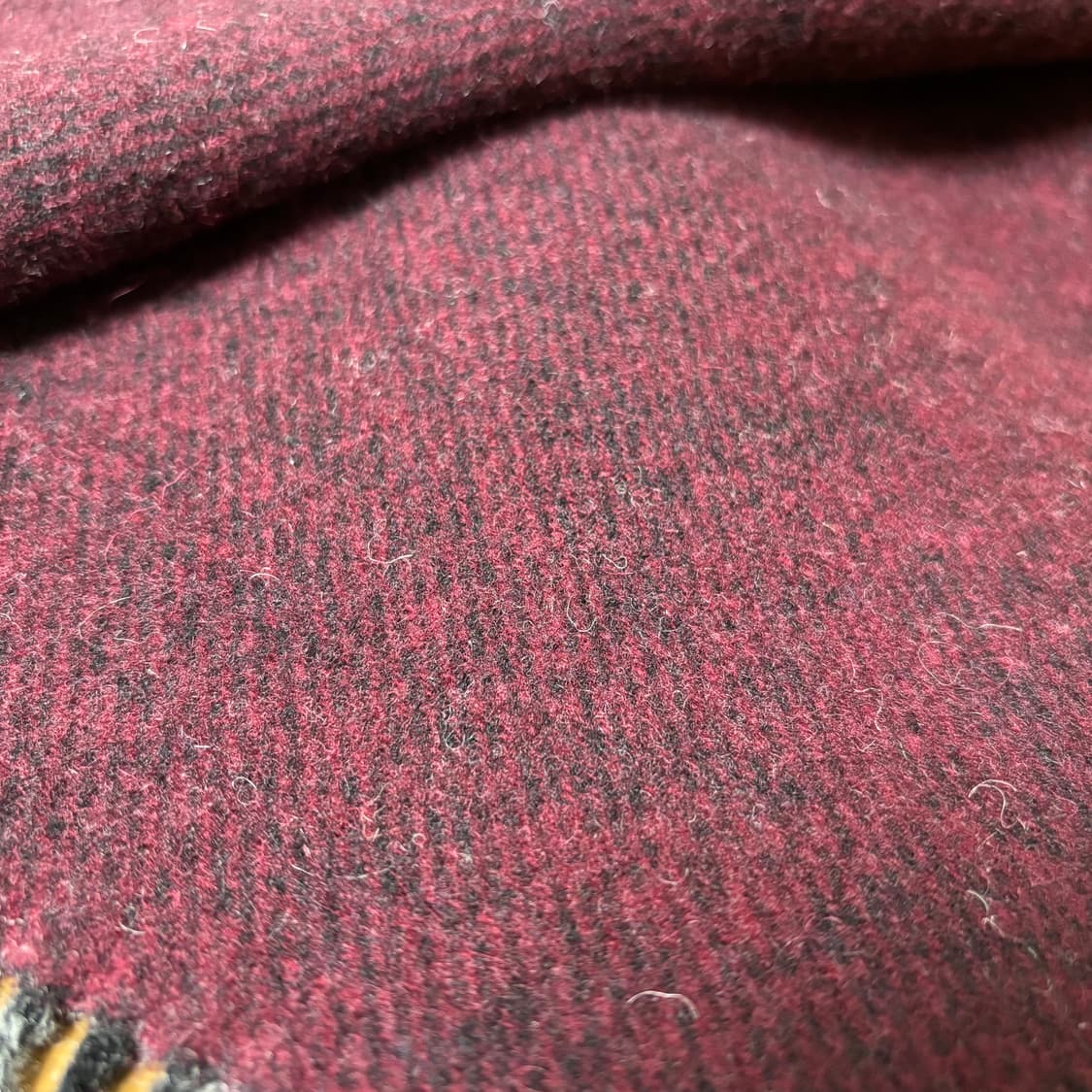 Beams 빔즈 하운드투스 그레이 머플러 목도리 Gray/Burgundy 상품이미지7