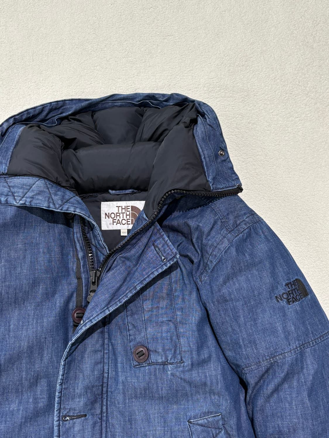 노스페이스 화이트라벨 데님 패딩 100 사이즈 상품이미지2