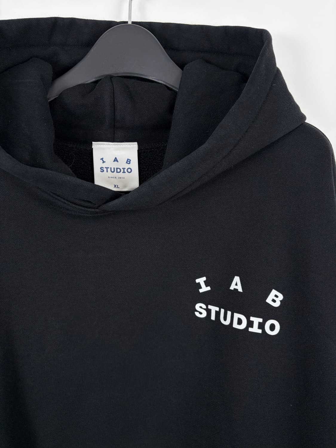 a70) 아이앱스튜디오 블랙 후드티 상품이미지2