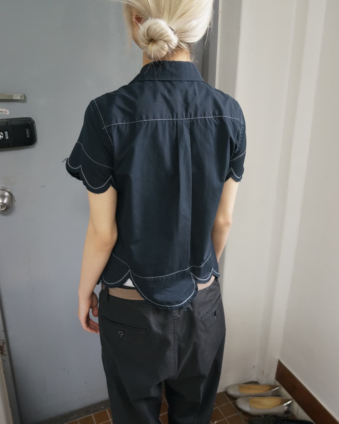 꼼데가르송 블랙 플라워 셔츠 상품이미지4