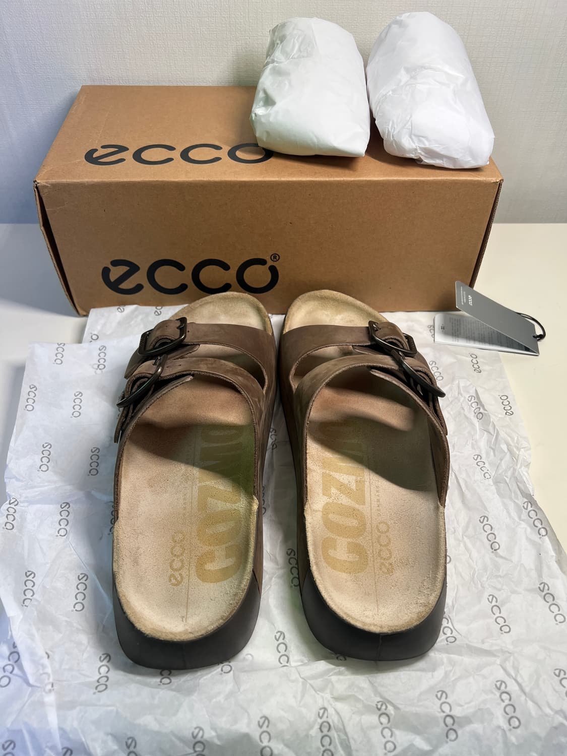 ECCO COZMO M 에코 코즈모 샌들 정가 21.8만원 상품이미지3