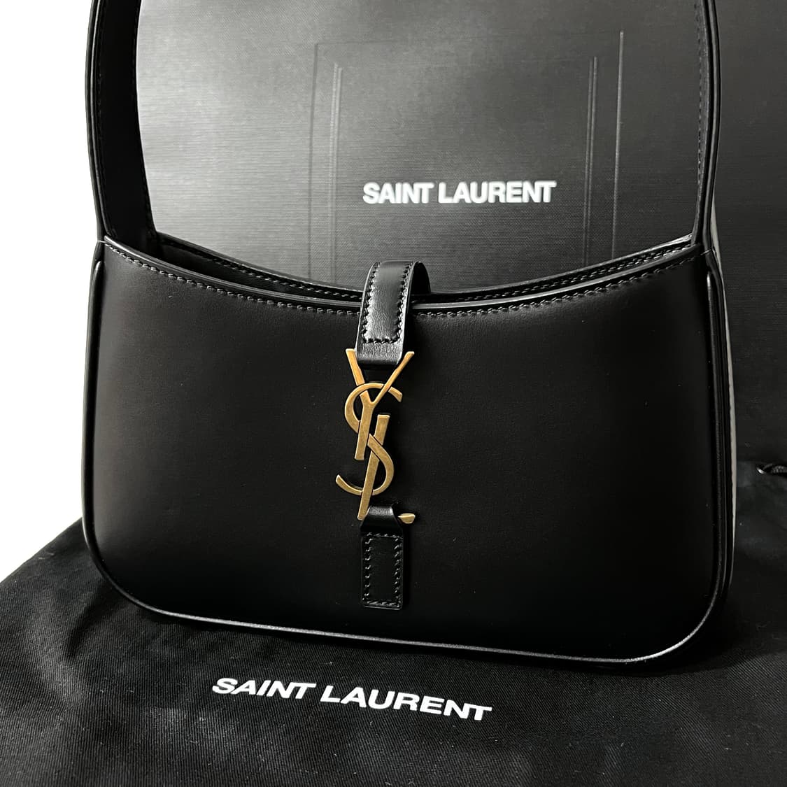 [S+급/정품] 생로랑 미니 호보백 le 5 a 7 가방 블랙 상품이미지2