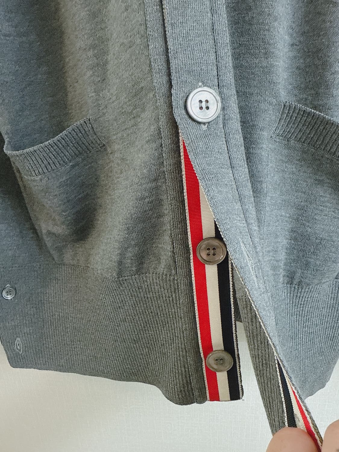 톰브라운 메리노울 사선 가디건 (3) 상품이미지7