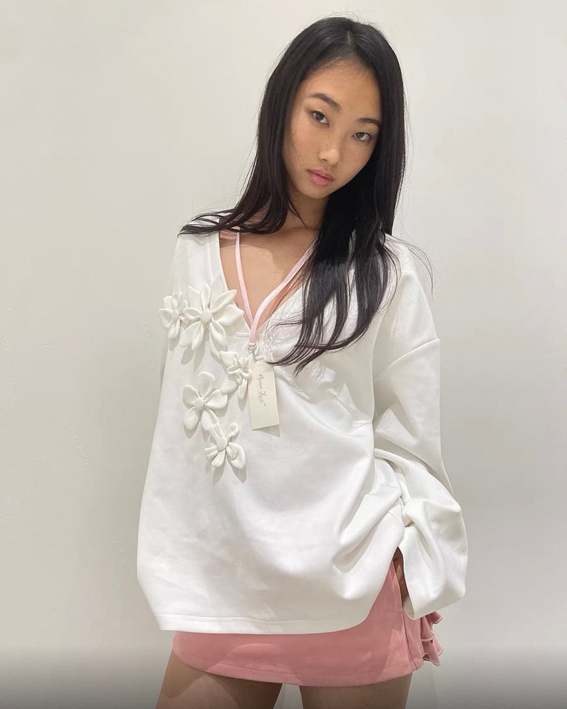 9266studio 플라워 네임택 롱슬리브 티셔츠 상품이미지1