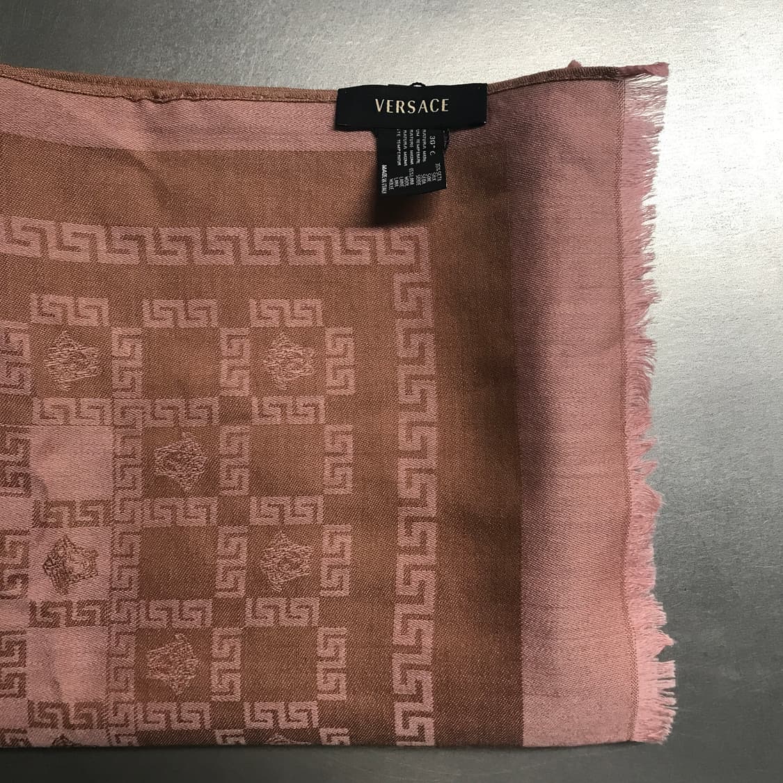 베르사체 실크 스카프 상품이미지2