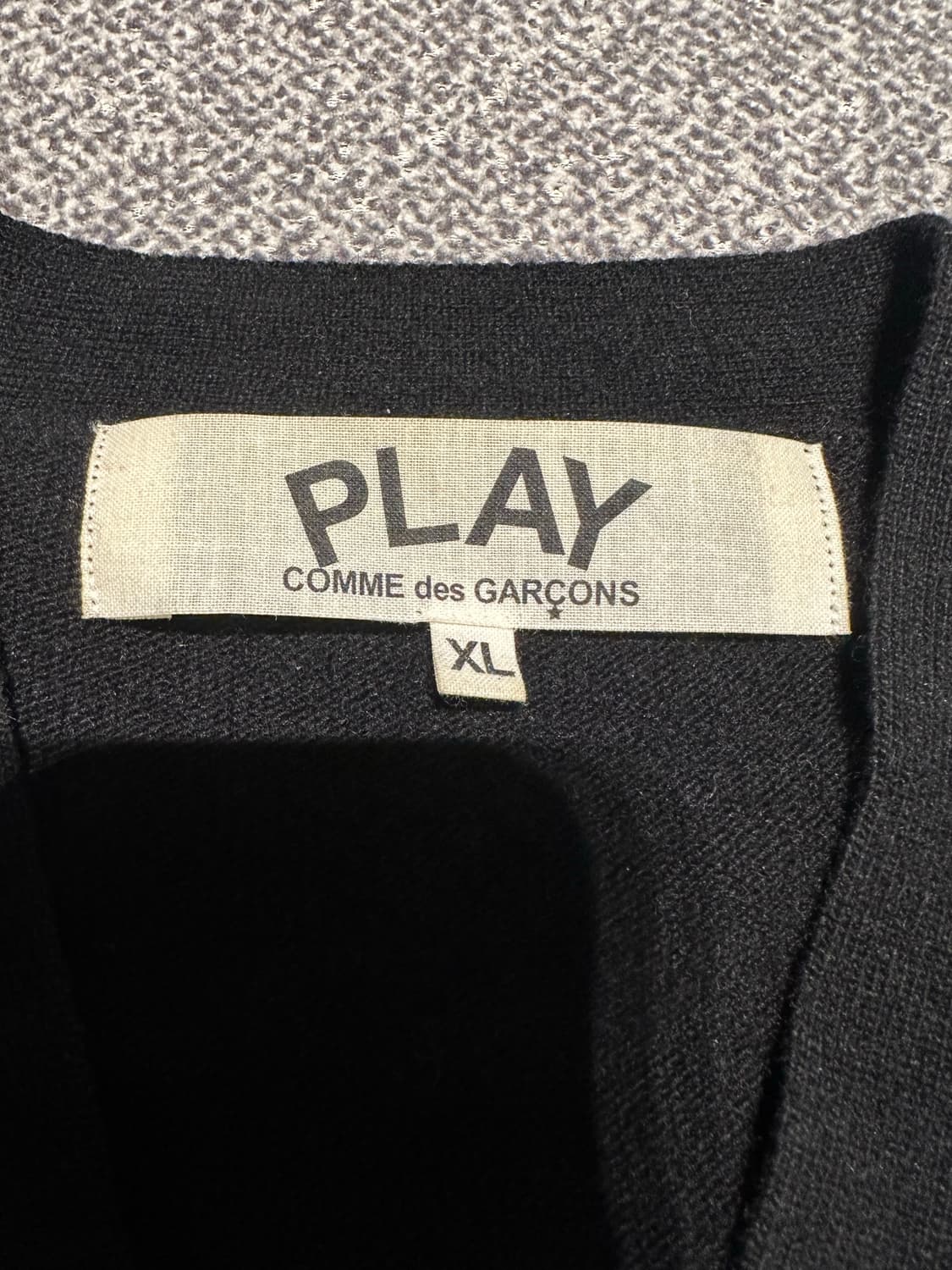 꼼데가르송 골드 하트 와펜 가디건 블랙 XL 상품이미지3