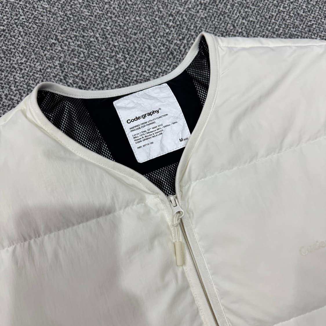 코드그라피 남여공용 경량 패딩 자켓 상품이미지4