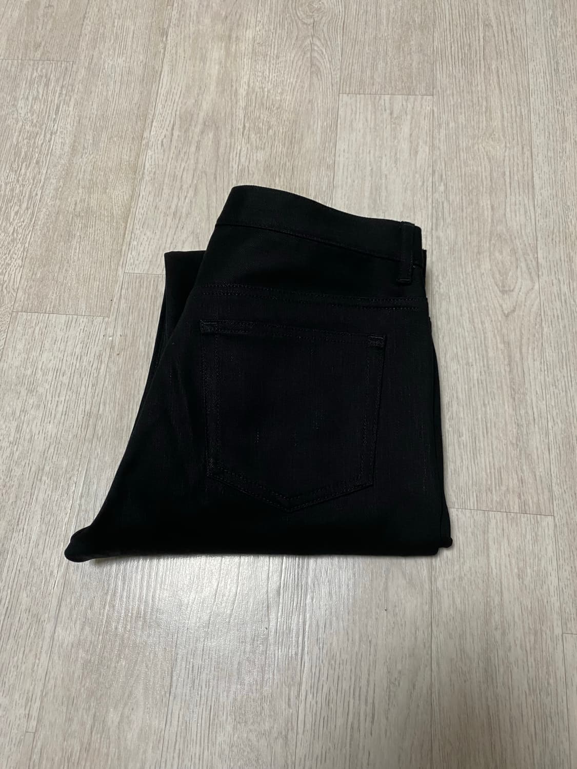 아페쎄 뉴스탠다드 블랙 30 상품이미지1