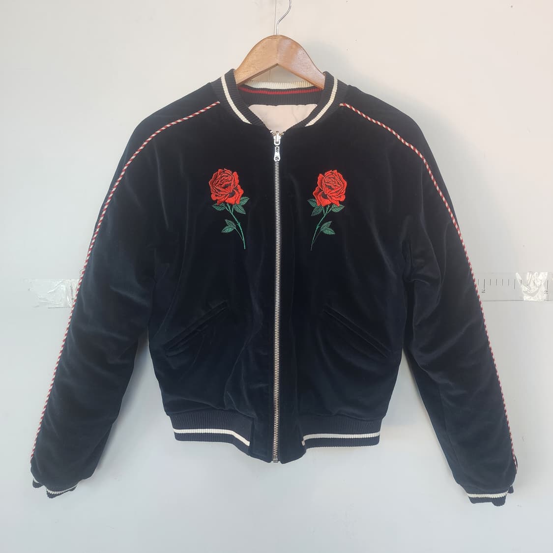 산드로 검정 벨벳 장미 자수 항공 점퍼 상품이미지1