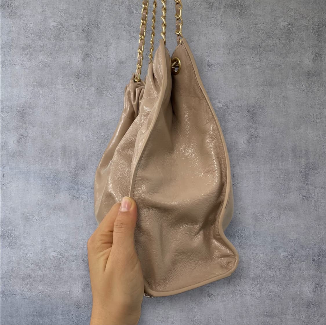 질스튜어트 Jillstuart 핑크베이지 코코 체인 드로스트링 숄더백 M 상품이미지3