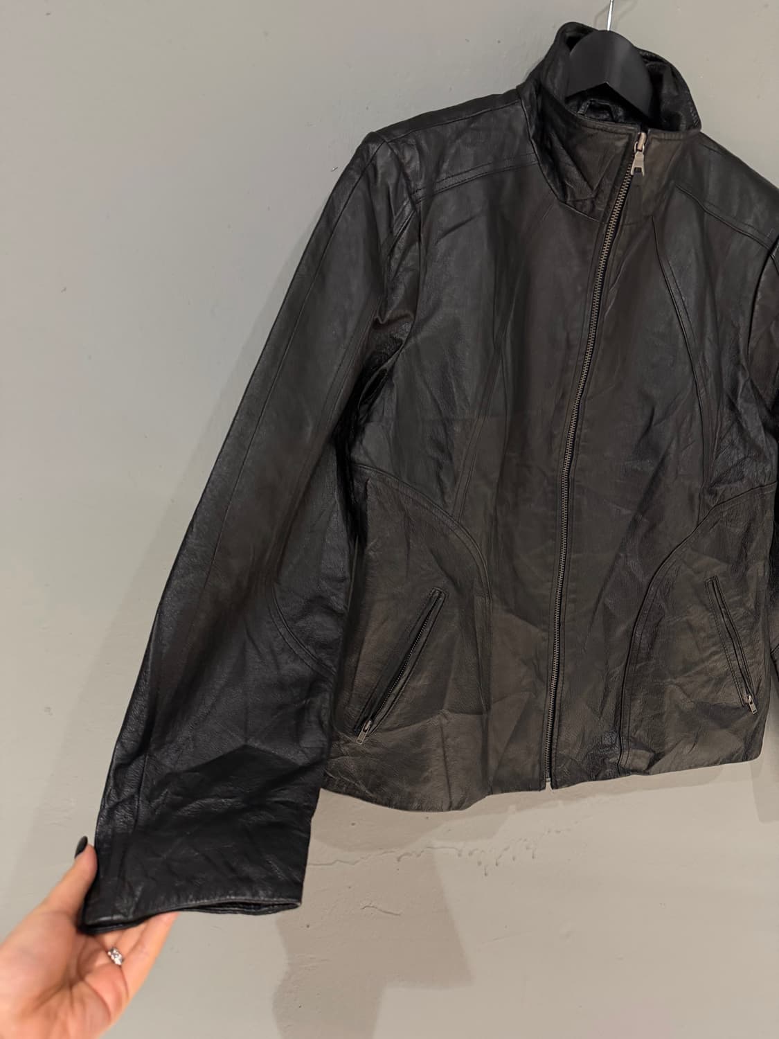 high-neck line detail leather jacket 상품이미지9