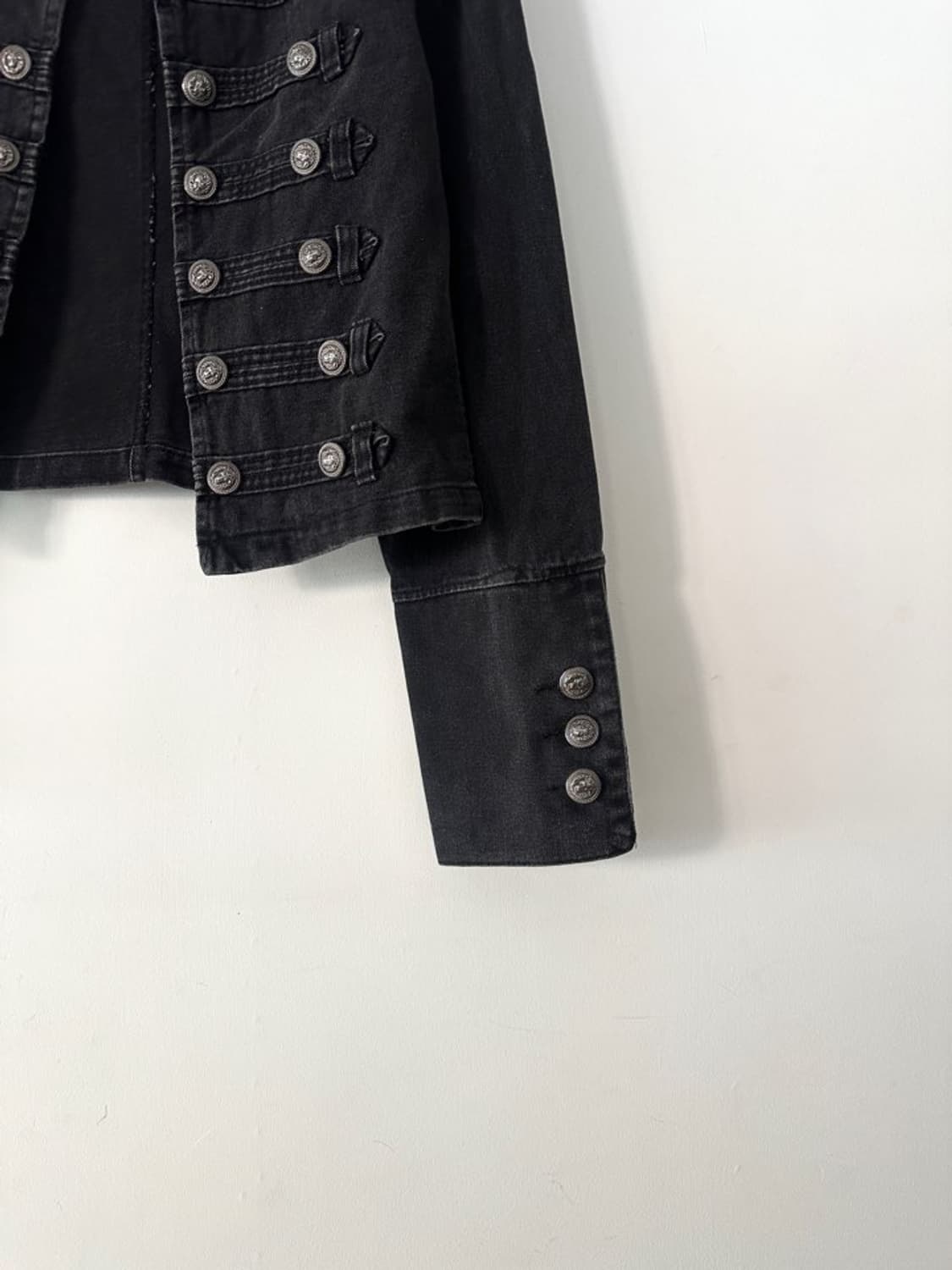 Epaulet button denim jacket 상품이미지3