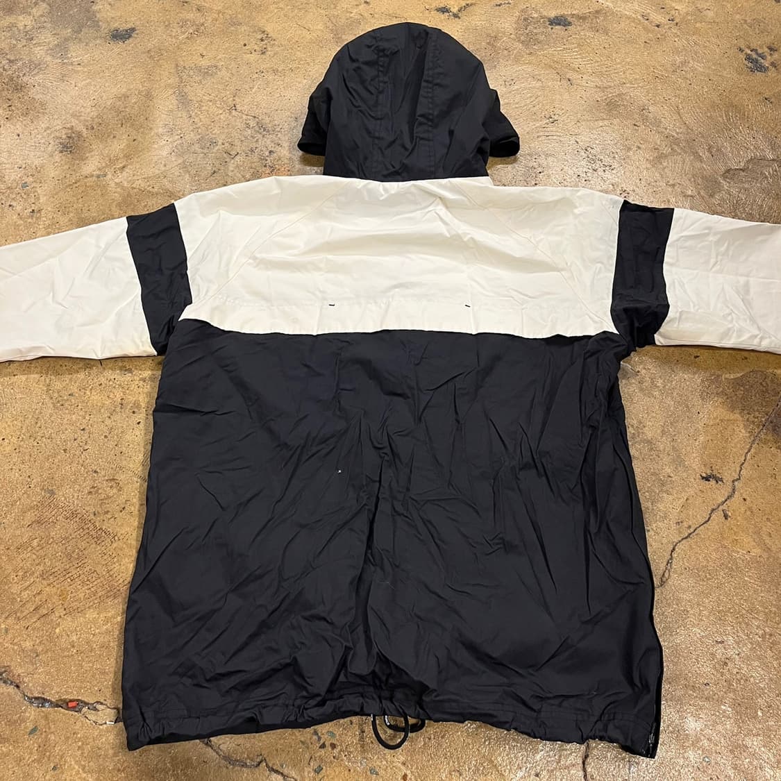 [ 정품/L ] 뉴발란스 아노락 바람막이 자켓 b15 상품이미지4