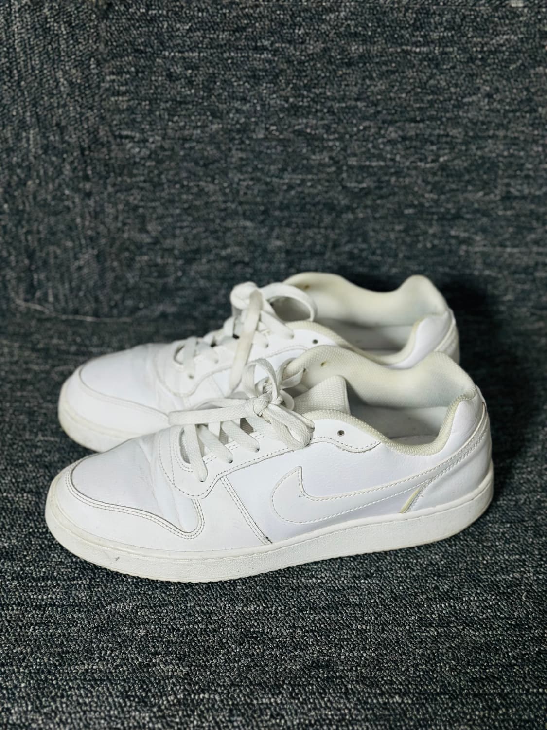 나이키 AQ1775-100 흰색 운동화 270mm 상품이미지1