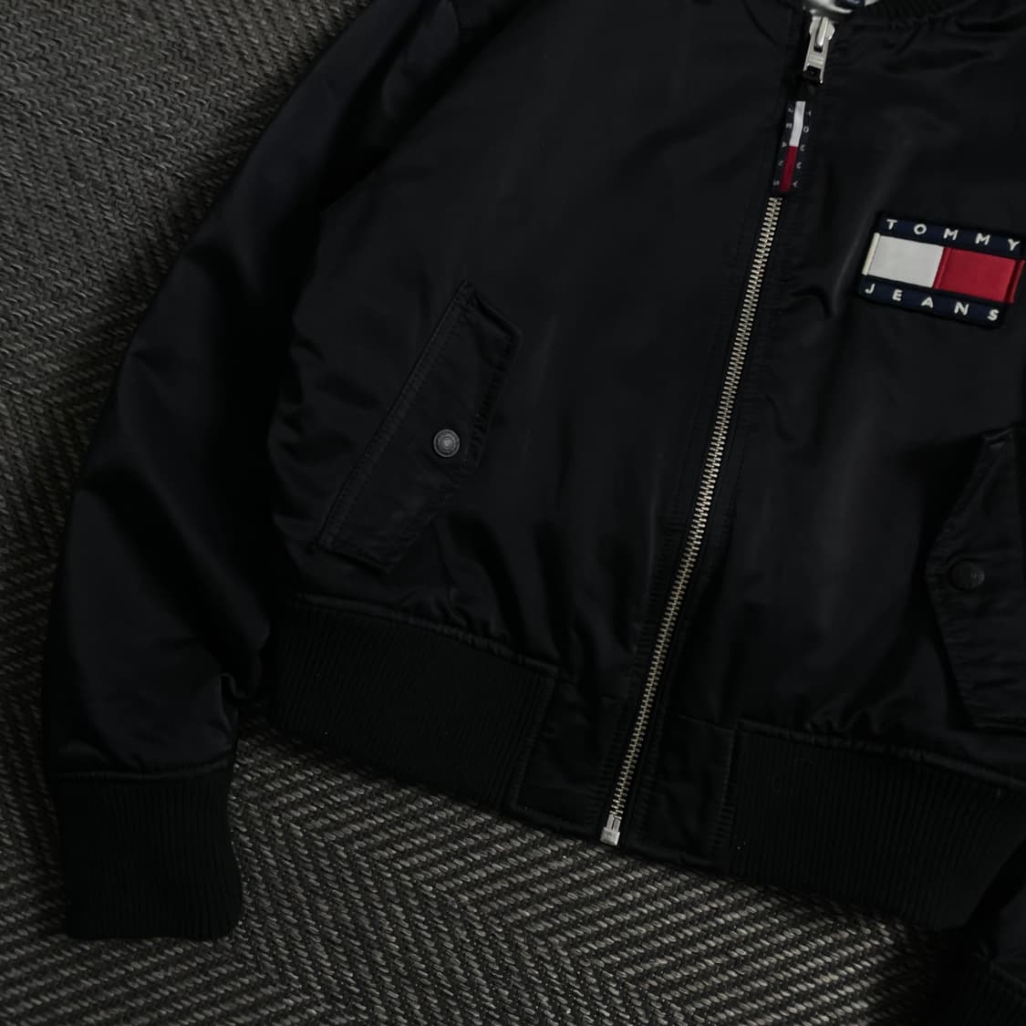 타미힐피거 우먼스 플래그 빅로고 크롭 항공 점퍼 y 4112 상품이미지5