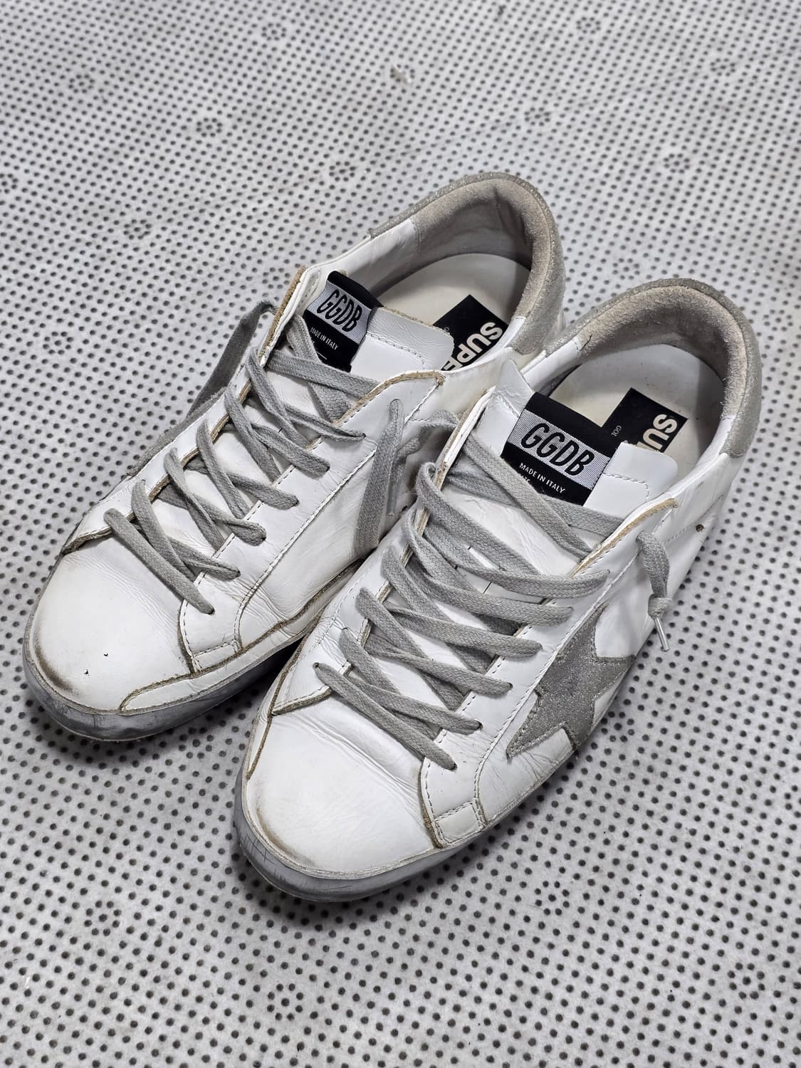 골든구스 슈퍼스타 실버탭 비브람솔 스니커즈 42 상품이미지3