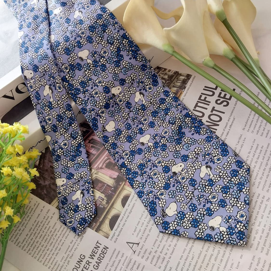 스누피 피넛츠 실크 블루 플라워 넥타이 9.7cm 새상품 K1309 
 상품이미지2