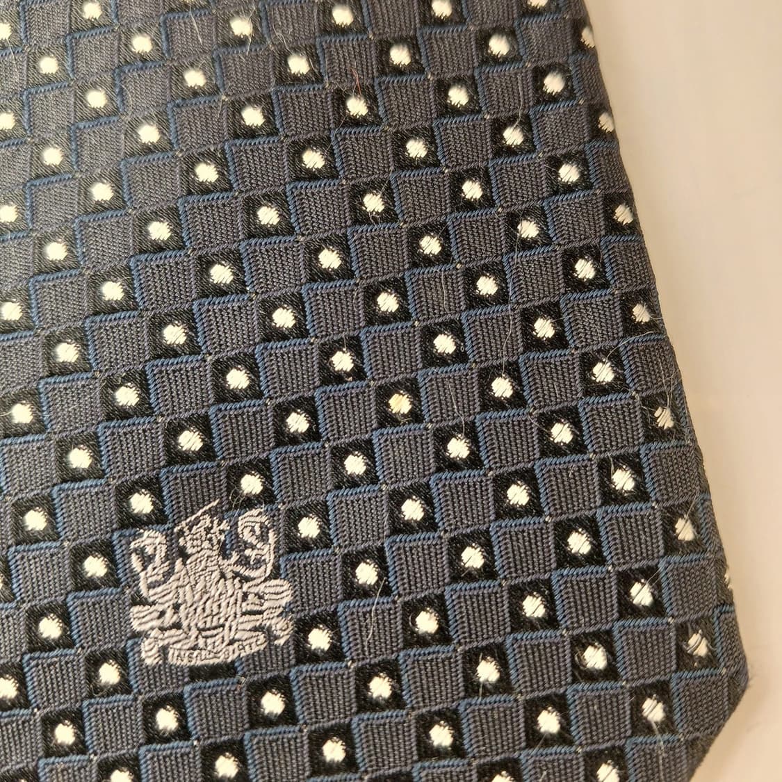 아쿠아스큐텀 실크 네이비 도트 패턴 넥타이 9.4cm B등급 A19574 상품이미지6