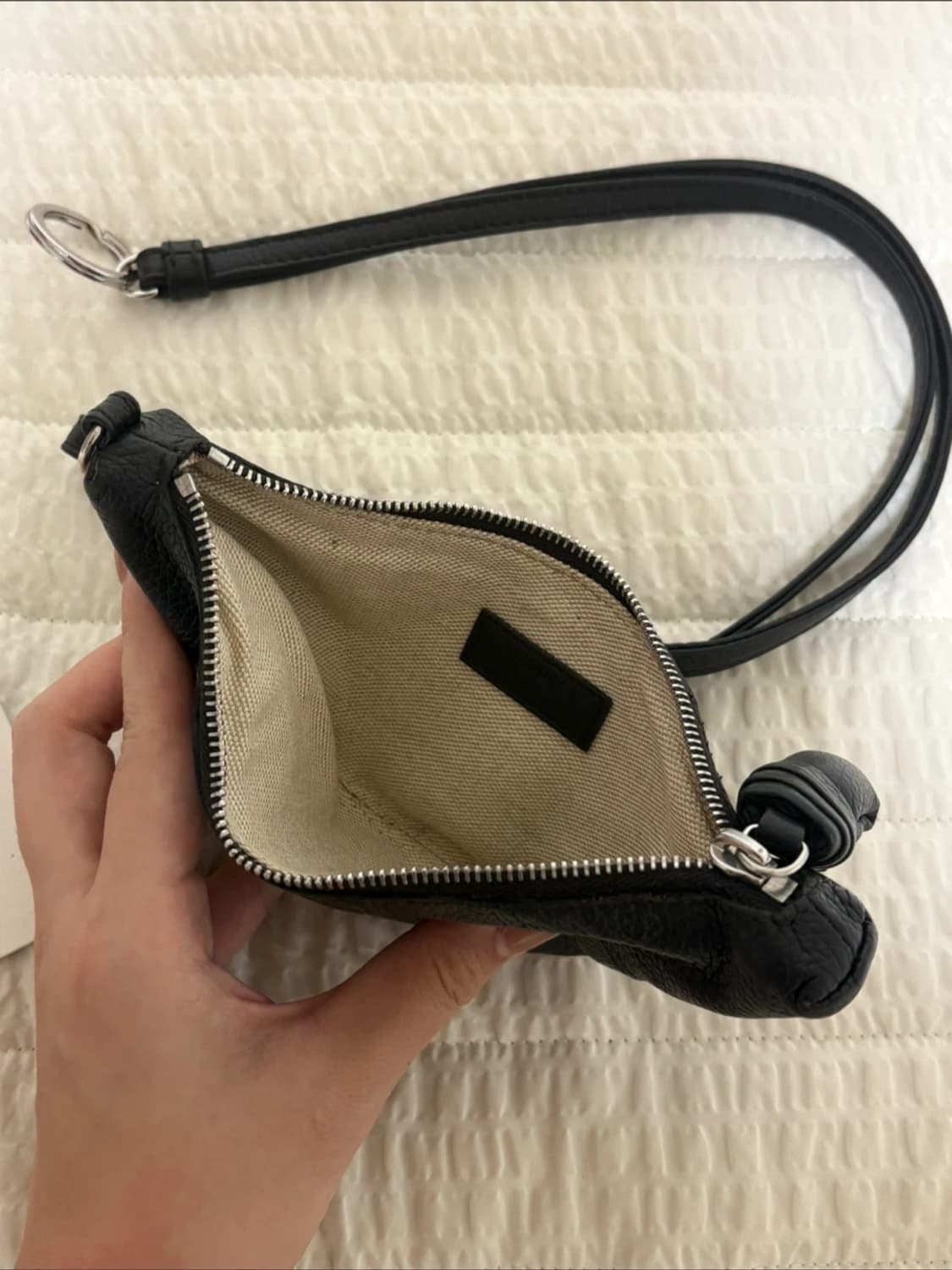 르메르 크루아상 코인 퍼스 네클리스 다크초콜릿 상품이미지5