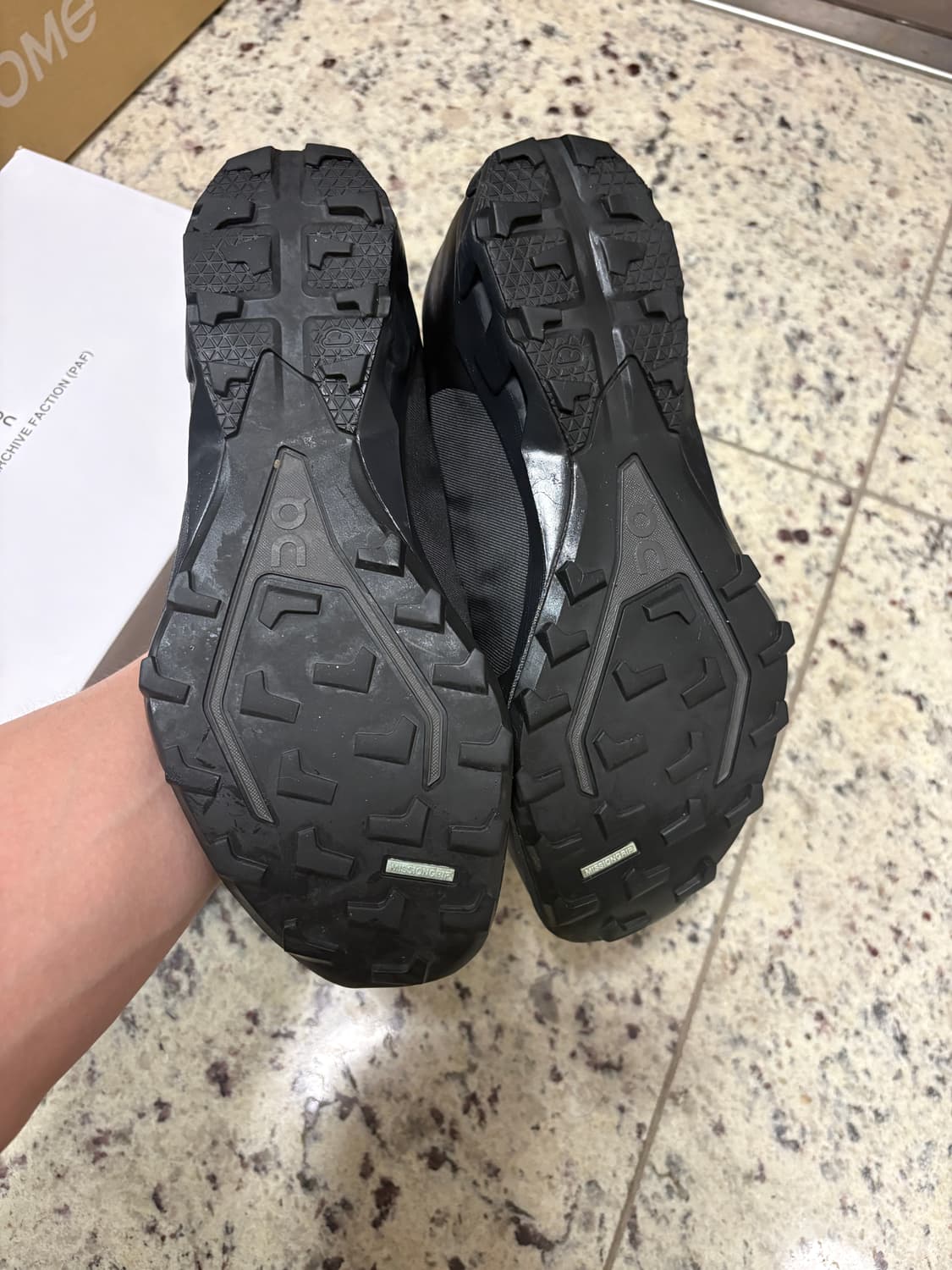 파프 온러닝 클라우드벤처 피크 올 블랙 265 상품이미지3