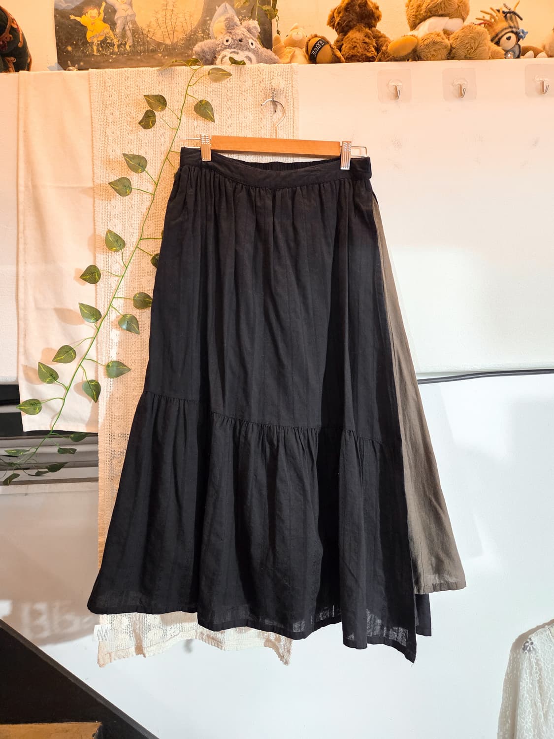 트임 포인트 롱스커트 상품이미지1