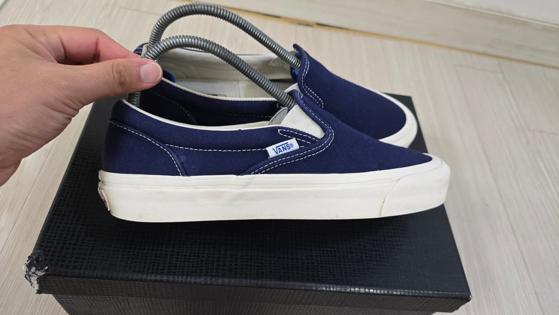 245 반스 볼트 OG 클래식 슬립온 네이비 상품이미지6