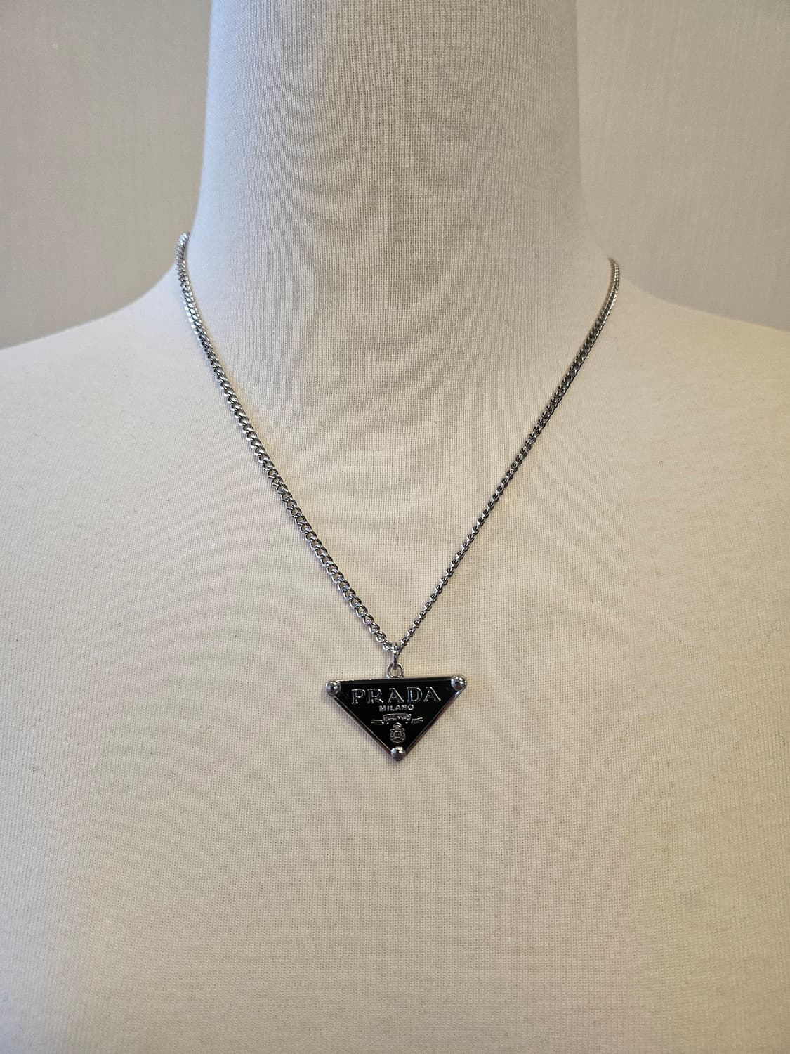 프라다 업사이클링 롱체인 목걸이 블랙 상품이미지6
