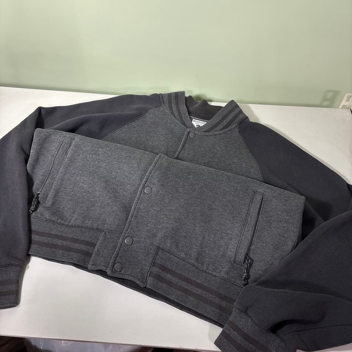 L 컬럼비아 그레이 오버핏 안감기모 코튼 바시티자켓 상품이미지3