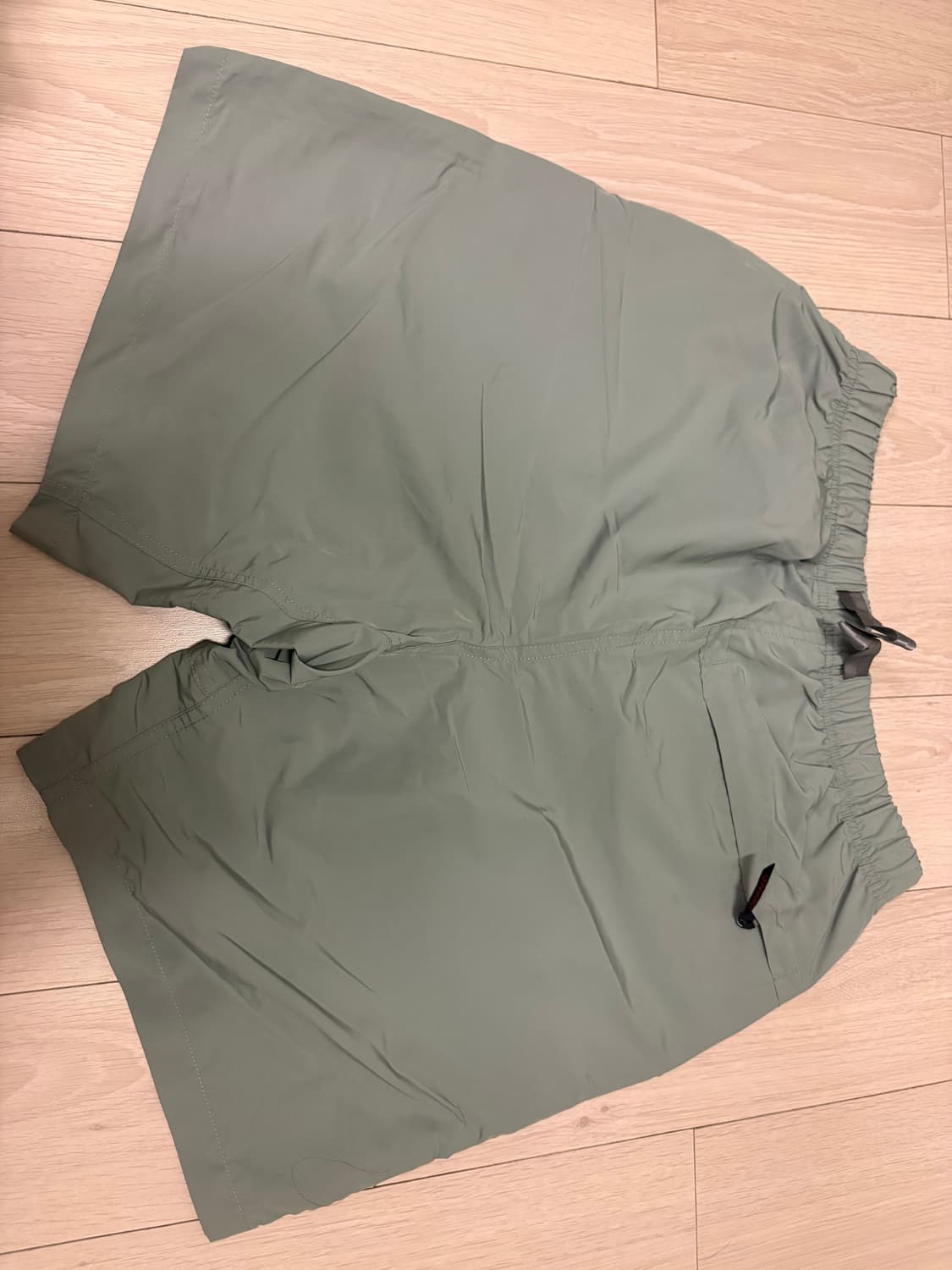 그라미치 패커블 쉘 쇼츠 상품이미지3