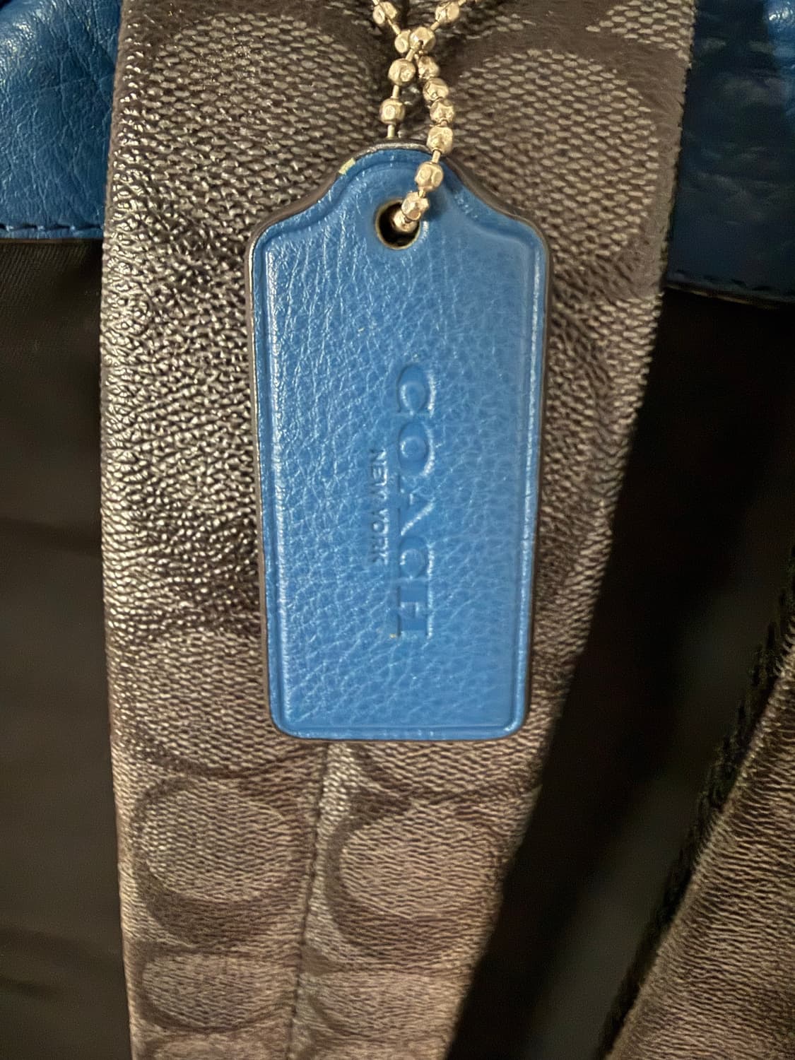 코치 시그니처 & 블루 레더 배색 백팩 상품이미지3