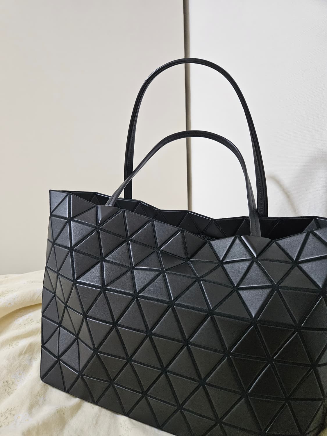 이세이 미야키 가죽 바오바오 데일리 토트앤 숄더백 상품이미지1