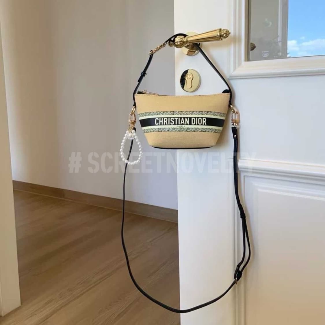 디올뷰티 리미티드 미니핸들백 체인크로스백 상품이미지9