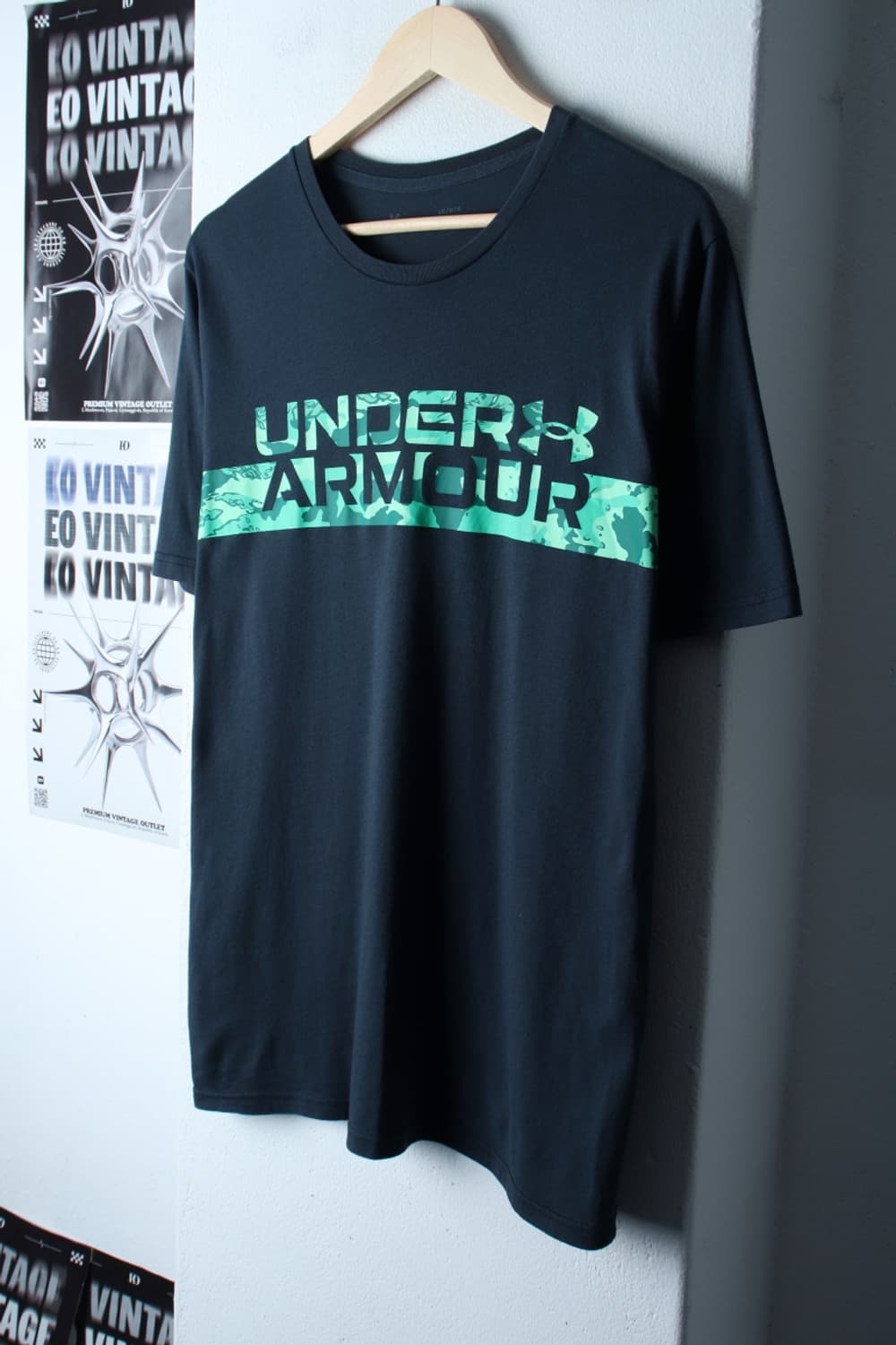 (L-XL) 언더아머 반팔 티셔츠 빅로고 차콜 올드스쿨-H30790 상품이미지1