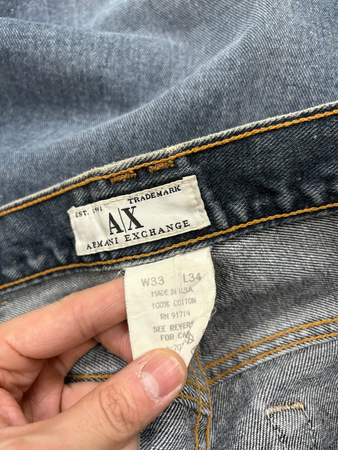 아르마니 익스체인지 AX 릴랙스드 핏 워싱 데님 팬츠 상품이미지9